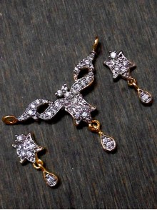 CZ Pendant With Earrings